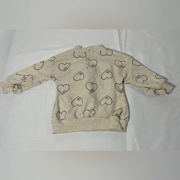 Baby Girl 2 pc Heart Love Jogger Set Sweatsuit Pants Shirt Top Sz 3-6 Mos - Picture 5 of 9